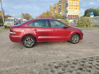 2019 Volkswagen Polo V Рестайлинг, красный, 1107000 рублей, вид 5