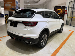 2022 Geely Binyue I Рестайлинг, белый, 1467000 рублей, вид 3