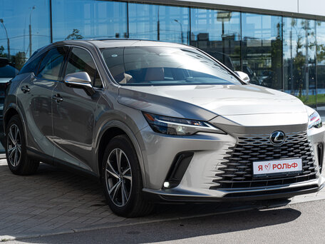 Lexus RX V