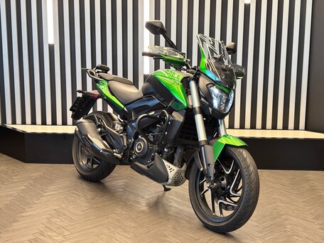 2023 Bajaj Dominar 400, зелёный, 365000 рублей, вид 1