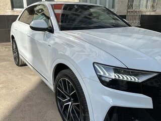 2020 Audi Q8 45 TDI I (4M), белый, 7250000 рублей, вид 1