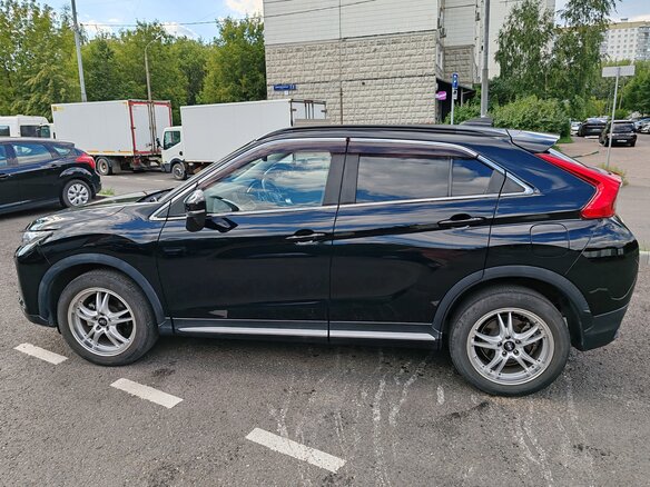 2019 Mitsubishi Eclipse Cross I, чёрный, 1700000 рублей - вид 6