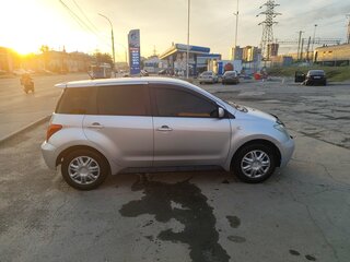 2002 Toyota Ist I, серый, 485000 рублей, вид 4