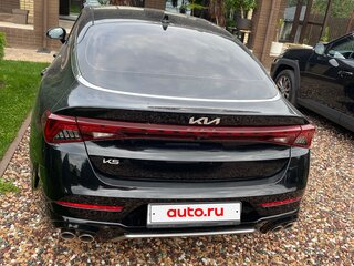 2023 Kia K5 III, чёрный, 3530000 рублей, вид 4