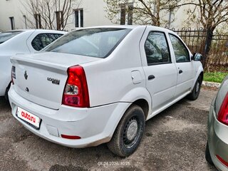 2014 Renault Logan I Рестайлинг, белый, 270000 рублей, вид 3