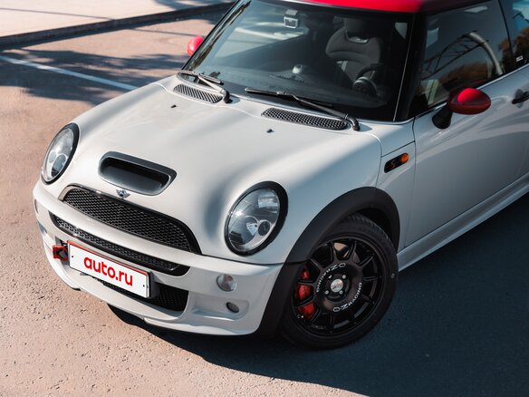 2003 Mini Hatch Cooper S I (R50), красный, 2000000 рублей - вид 11