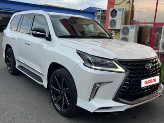 2016 Lexus LX 570 III Рестайлинг 2, белый, 7200000 рублей, вид 3
