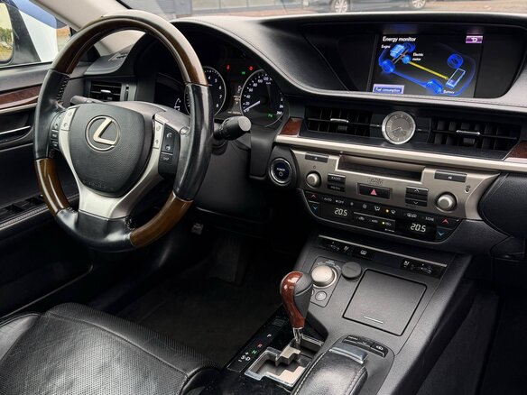 2012 Lexus ES 300h VI, белый - вид 7