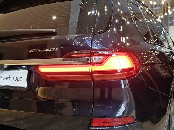 2021 BMW X7 40i I (G07), чёрный - вид 6