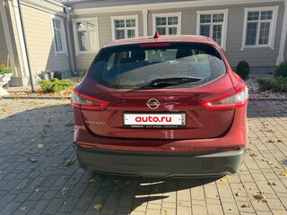 2019 Nissan Qashqai II, красный, 1750000 рублей, вид 2