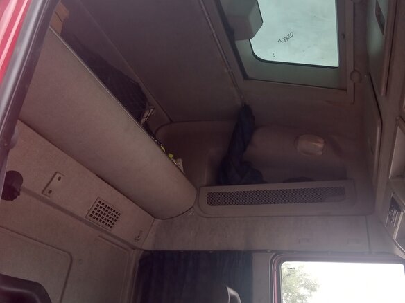 2007 Iveco EuroCargo, красный, 1900000 рублей - вид 10
