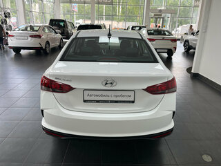 2021 Hyundai Solaris II Рестайлинг, белый, 1568000 рублей, вид 5