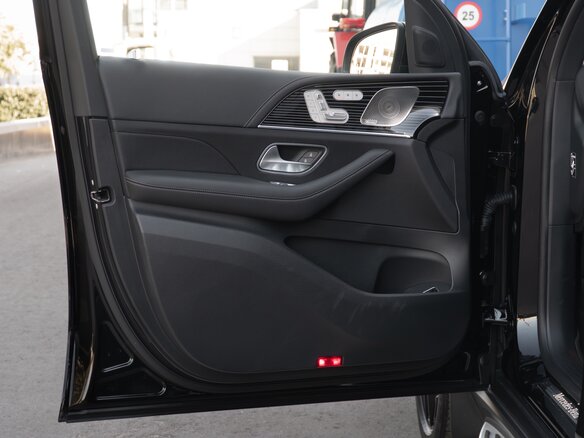 2024 Mercedes-Benz GLS 580 II (X167) Рестайлинг, чёрный, 15990000 рублей - вид 14
