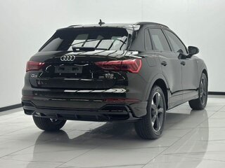 2022 Audi Q3 35 TFSI II (F3), чёрный, 2720000 рублей, вид 4