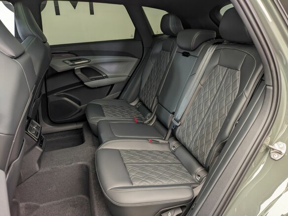2026 Audi Q5 L III (GU), зелёный, 7350000 рублей - вид 11