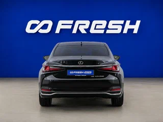 2021 Lexus ES 250 VII Рестайлинг, чёрный, 4259888 рублей, вид 3