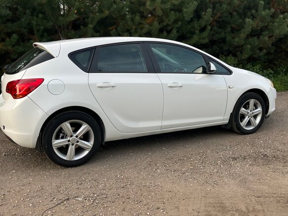2011 Opel Astra J, белый - вид 6