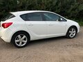 2011 Opel Astra J, белый - вид 6
