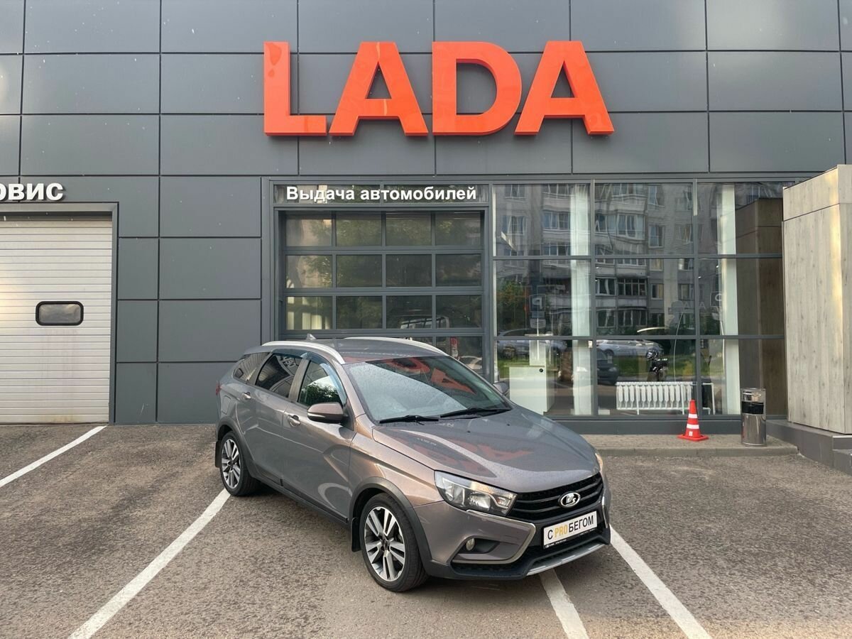 Открыть фотографии: Lada (ВАЗ) Vesta I