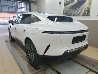 2026 Avatr 11 116 kWh I, белый, 7990000 рублей, вид 2