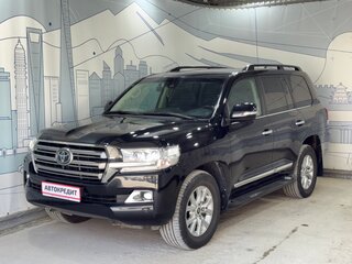 2018 Toyota Land Cruiser 200 Series Рестайлинг 2, чёрный, 6587000 рублей, вид 1