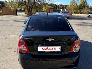 2012 Chevrolet Aveo II, чёрный, 550000 рублей, вид 5