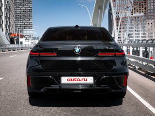 2023 BMW 7 серии 740i VII (G70), чёрный, 11900000 рублей, вид 5