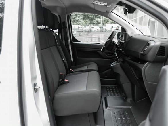 2025 Peugeot Traveller Long I Рестайлинг, белый, 6250000 рублей - вид 34