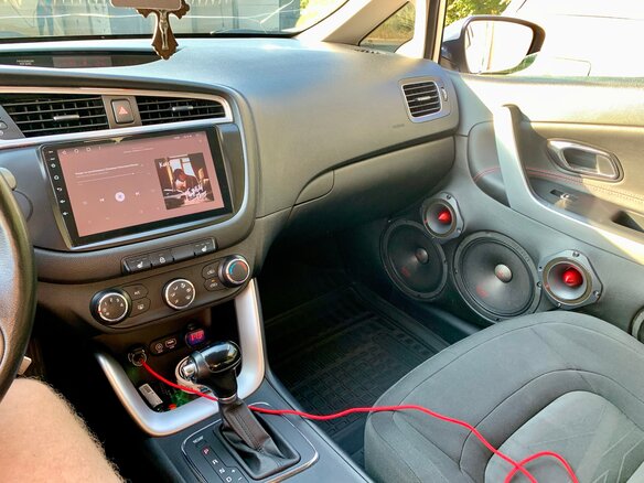 2015 Kia Ceed II Рестайлинг, белый, 1250000 рублей - вид 9
