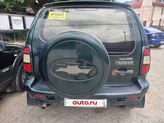 2004 Chevrolet Niva I, зелёный, 350000 рублей, вид 3
