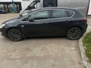 2011 Opel Astra J, чёрный, 520000 рублей, вид 5
