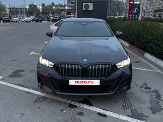 2023 BMW 5 серии 530i xDrive VIII (G60/G61/G68), серый, 7100000 рублей, вид 3