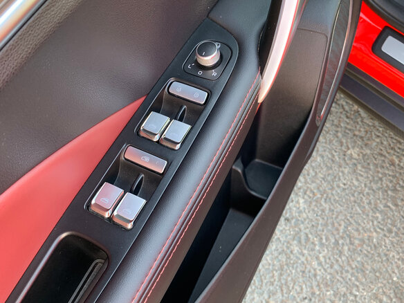 2020 Geely Coolray I, красный, 1870000 рублей - вид 16