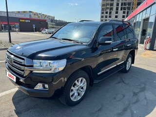 2016 Toyota Land Cruiser 200 Series Рестайлинг 2, чёрный, 7000000 рублей, вид 1