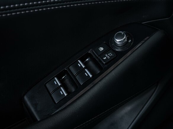 2020 Mazda 6 III (GJ) Рестайлинг 2, белый, 2200000 рублей - вид 20