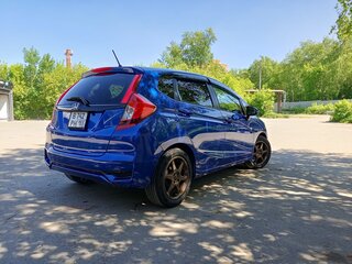2017 Honda Fit III Рестайлинг, синий, 1280000 рублей, вид 4