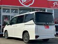 2023 Toyota Voxy IV (R90), белый - вид 8