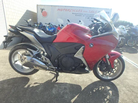 2010 Honda VFR 1200, красный, 800000 рублей, вид 2