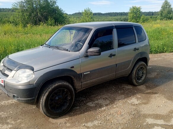 2014 Chevrolet Niva I Рестайлинг, серый, 610000 рублей - вид 14