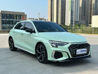 2023 Audi A3 Sportback 35 TFSI IV (8Y), зелёный, 2100000 рублей, вид 3