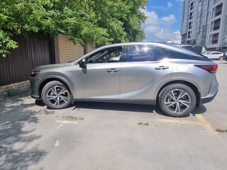 2025 Lexus RX 300 V, серый, 7500000 рублей, вид 4