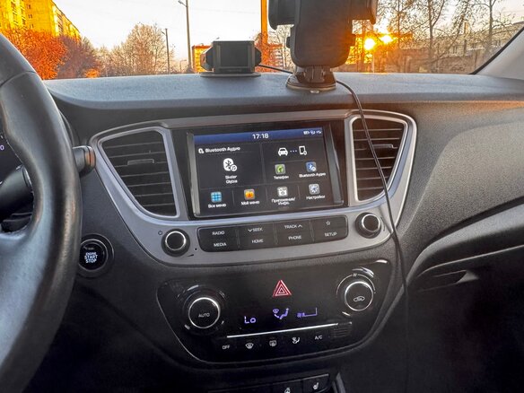 2019 Hyundai Solaris II, синий, 1150000 рублей - вид 10