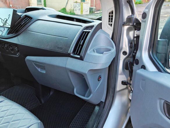 2018 Ford Transit, серебристый, 2950000 рублей - вид 7