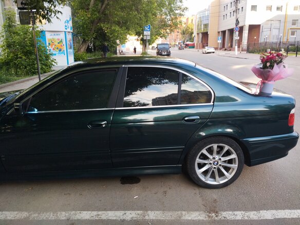1998 BMW 5 серии 523i IV (E39), зелёный - вид 1