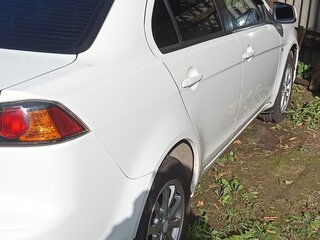2010 Mitsubishi Lancer X, белый, 530000 рублей, вид 2