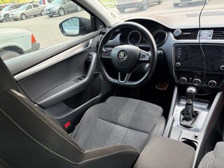 2018 Skoda Octavia III (A7) Рестайлинг, серый, 2000000 рублей, вид 5