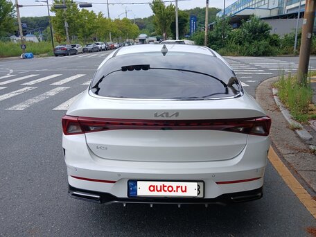 2022 Kia K5 III, белый, 2450000 рублей, вид 5