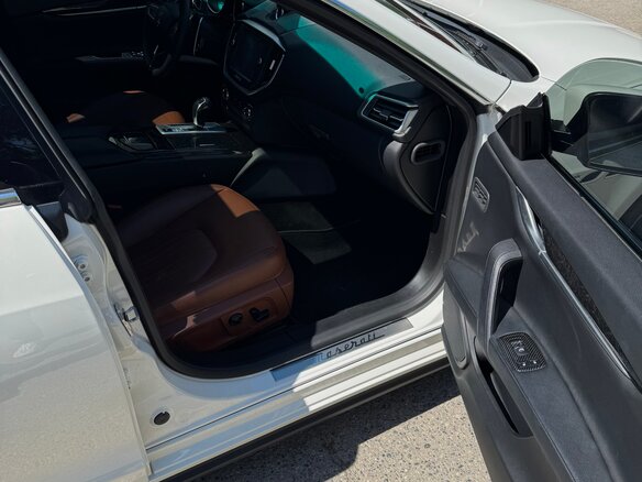 2015 Maserati Ghibli S Q4 III, белый, 2550000 рублей - вид 12