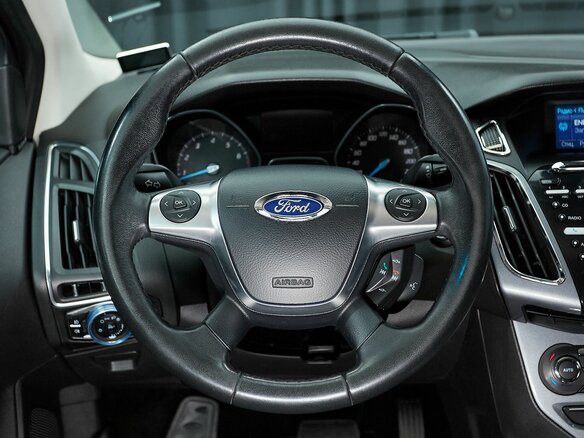 2011 Ford Focus III, коричневый, 937000 рублей - вид 11
