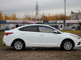 2017 Hyundai Solaris II, белый, 1149000 рублей, вид 4